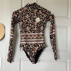 Rip curl surf suit